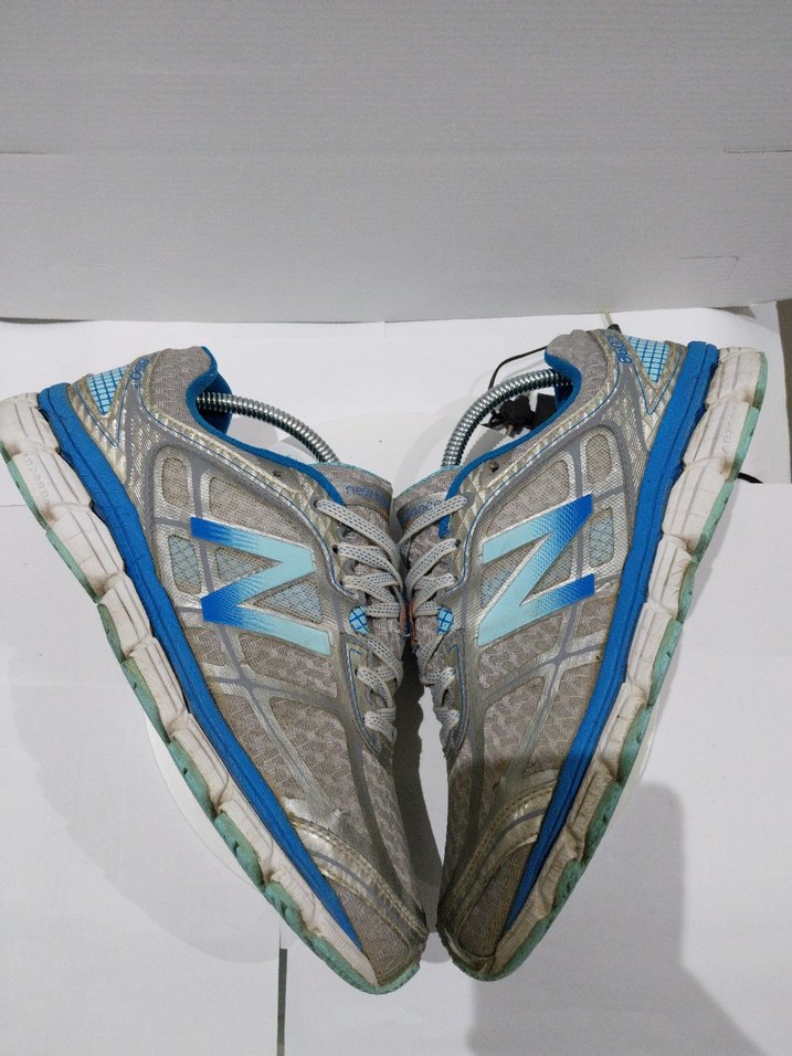 New Balance 860 V5 Erkek  41.5 - Görsel 5