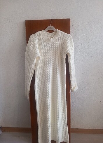Krem oversize triko elbise