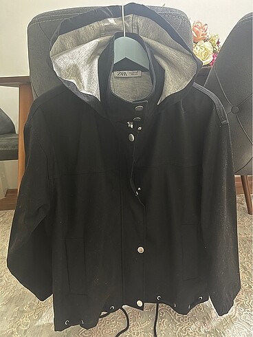 Zara Kapüşonlu Ceket