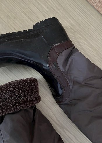39 Beden Kahverengi Kürklü yağmur Çizmesi