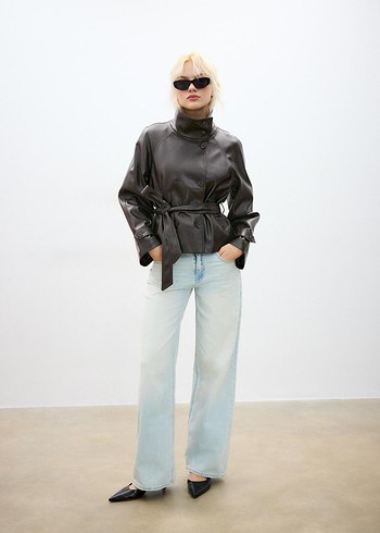 Stradivarius Dik yaka suni deri trençkot - Görsel 5