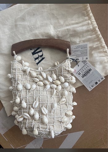 Zara İnci Kabuklu El Cantasi