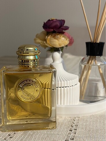 Burberyy goddess 100 ml