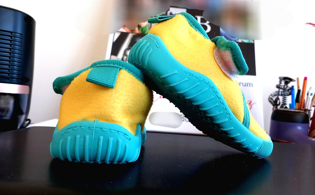 Renkli Erkek Çocuk Kaydırmaz Terlik - Görsel 4