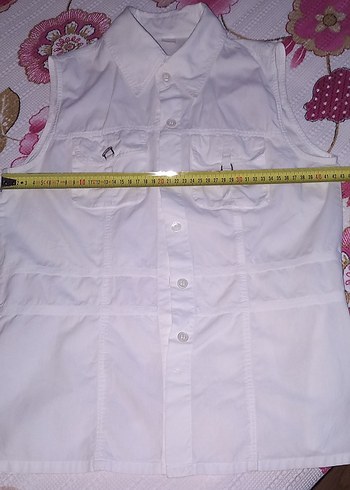 Düğmeli Beyaz Kolsuz Pamuklu Kadın Gömlek - Görsel 5