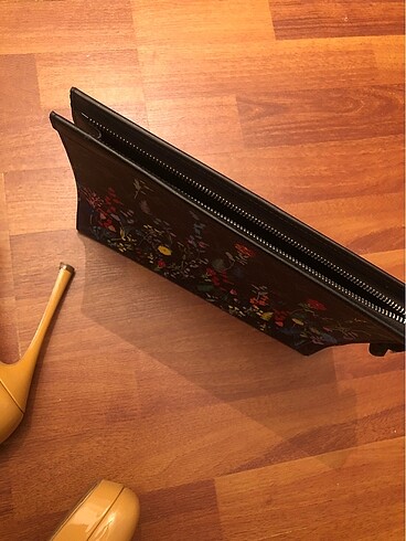 Beden çeşitli Renk louis vuitton clutch