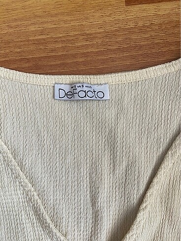 Defacto dokulu bluz