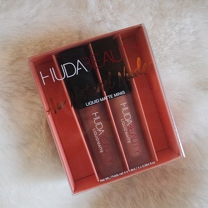 Huda Beauty Mini Mat Likit Rujlar