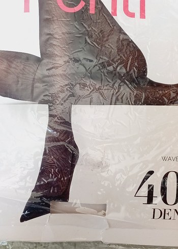 40 Beden Penti 40 Den Siyah Dalgalı Külotlu Çorap