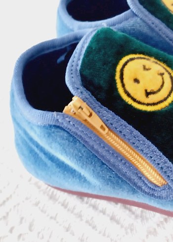 Renkli Erkek Çocuk Sıcak Terlikler Velcro - Görsel 2