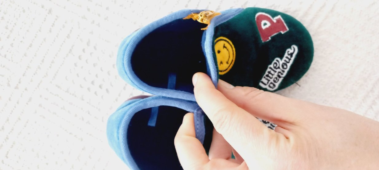 Renkli Erkek Çocuk Sıcak Terlikler Velcro - Görsel 3