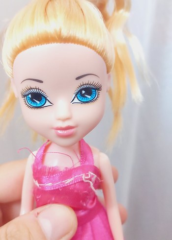 Monster High Renkli Pembe Elbiseli Bebek