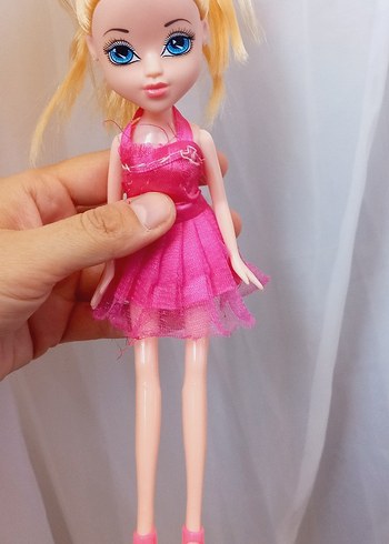 Renkli Pembe Elbiseli Bebek
