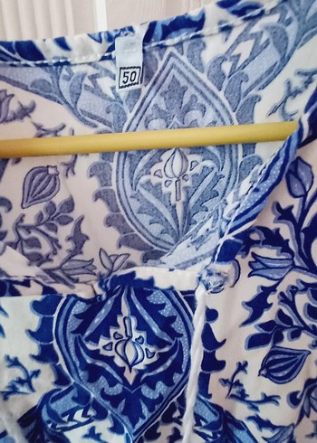 LC Waikiki Bohem Mavi Desenli Püsküllü V Yakalı Tunik