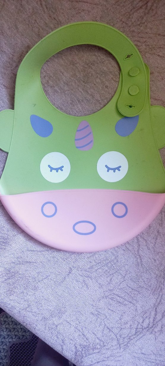 Yeşil ve Pembe Unicorn Desenli Bebek Önlüğü - Görsel 2