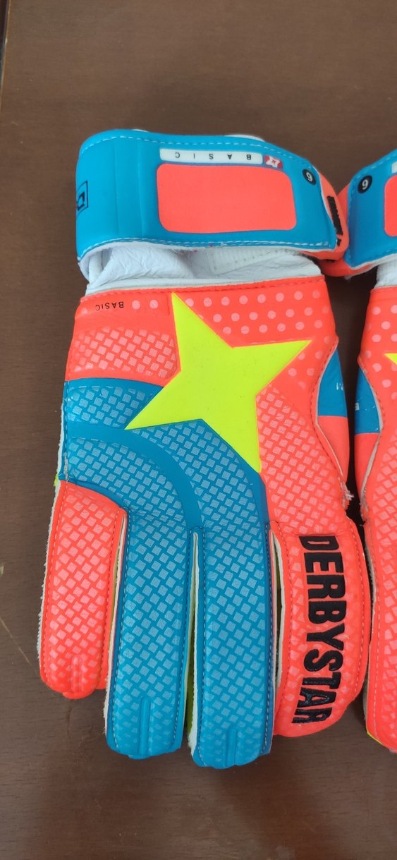 derbystar marka 6 numara kaleci eldiveni - Görsel 2