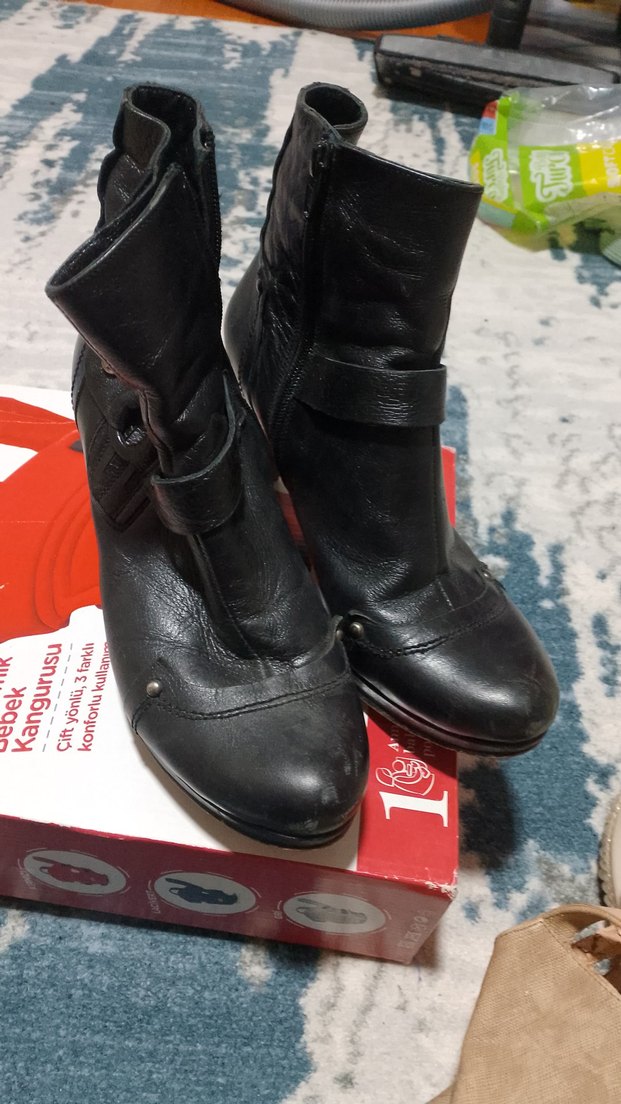 Kadın Koyu Siyah Desenli Deri Topuklu Bot - Görsel 2