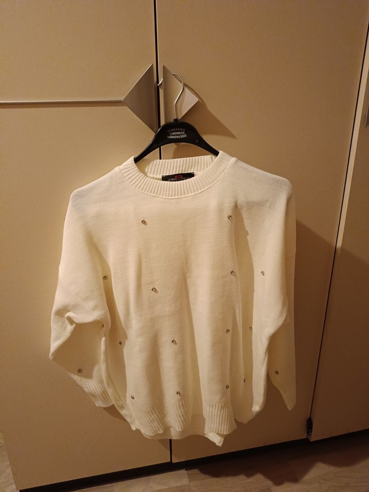 Beyaz V Yakalı Uzun Kollu alt üst takım triko - Görsel 4