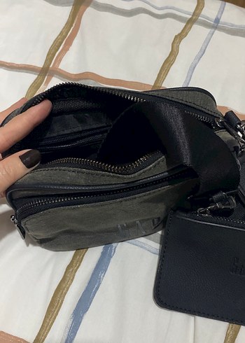 GAP Baskılı Gri Fermuarlı Cüzdanı ve Kemer - Görsel 3