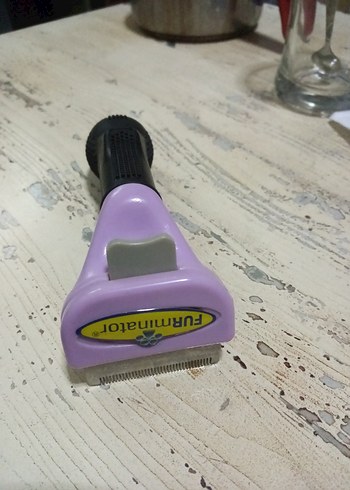 Mor Tüy Toplayıcı Kedi Tarağı - Görsel 5