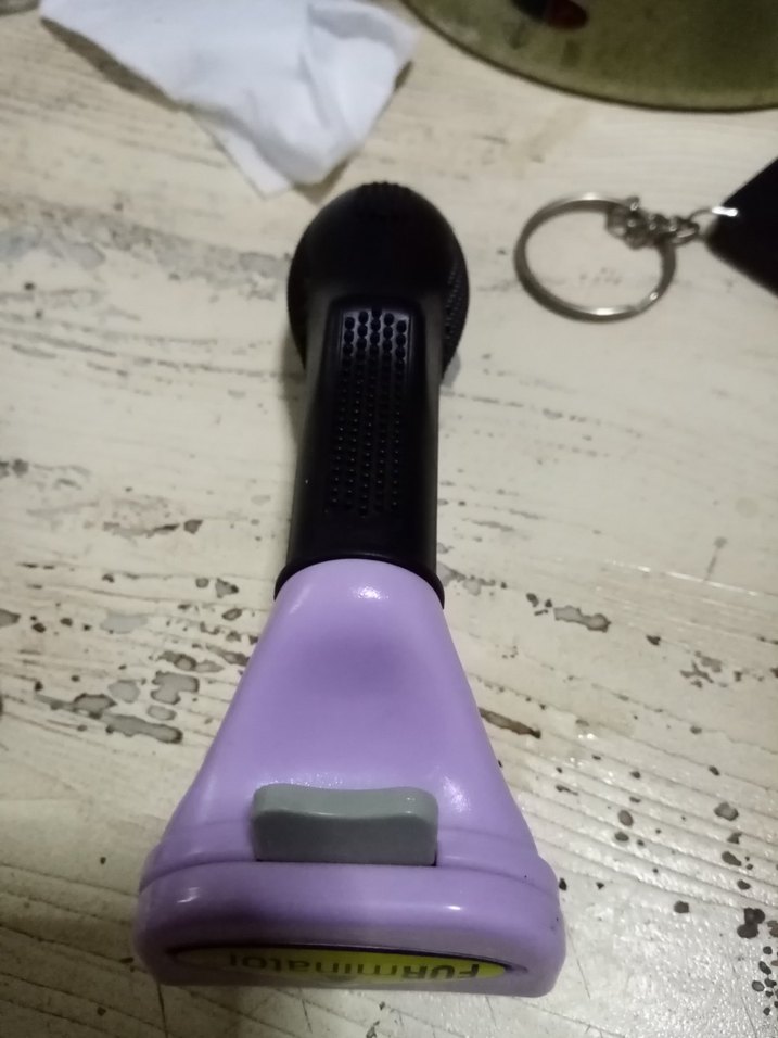 Mor Tüy Toplayıcı Kedi Tarağı - Görsel 2