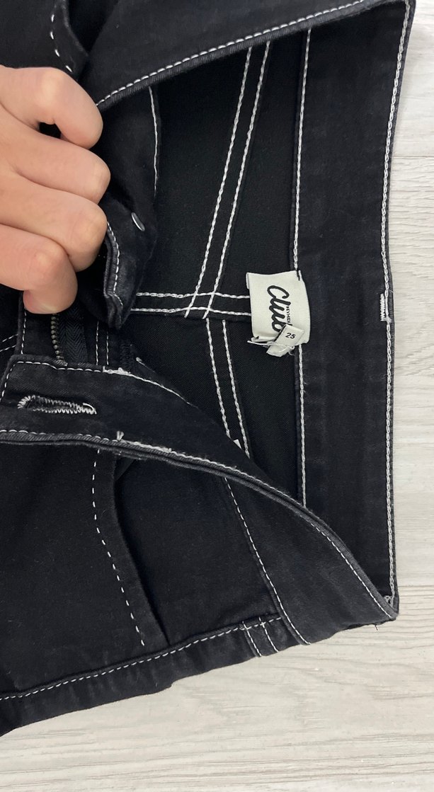 Siyah Düğmeli Kadın Denim Pantolon - Görsel 3