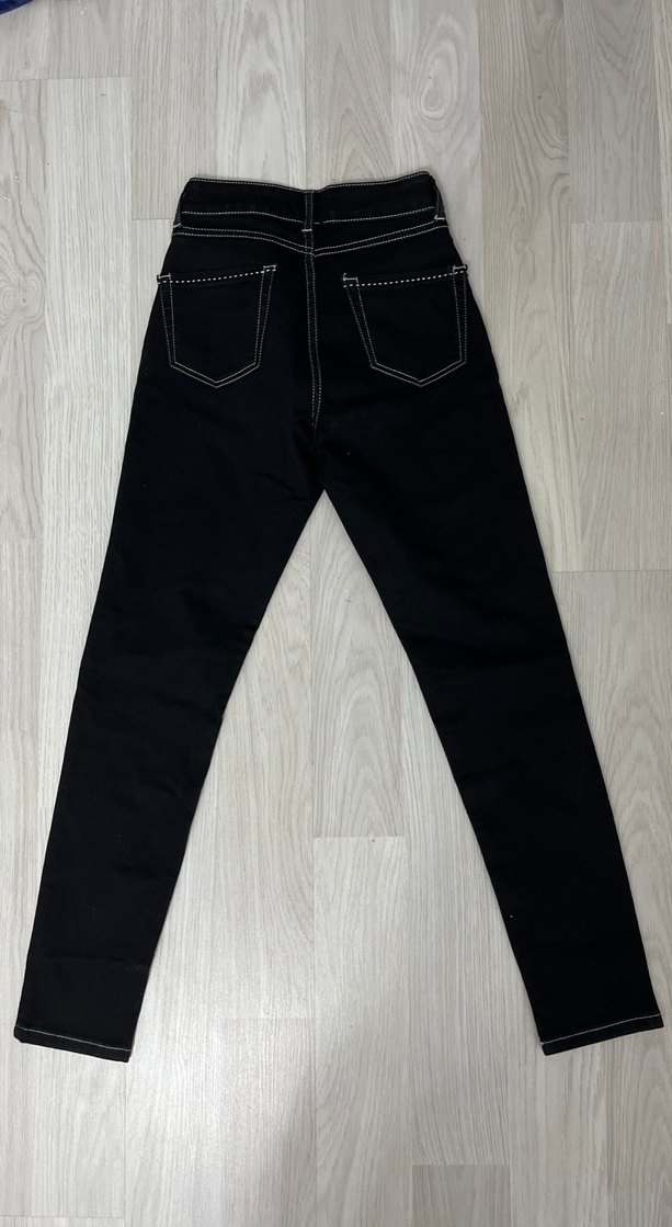 Siyah Düğmeli Kadın Denim Pantolon - Görsel 2