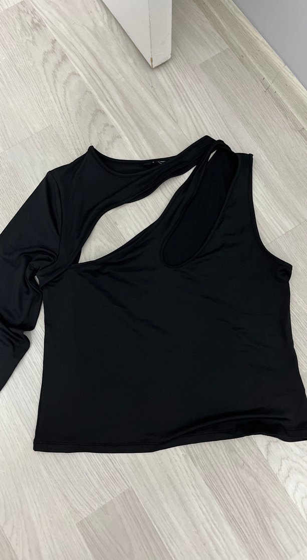 Siyah Drapeli V Yaka Mini Bluz - Görsel 2