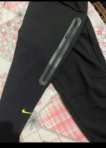 Nike Tech Fleece Siyah Fermuarlı Erkek Eşofman Altı - Görsel 4