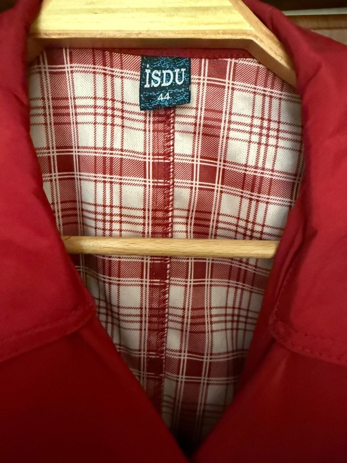 Düğmeli Kırmızı Midi Trençkot - Görsel 4