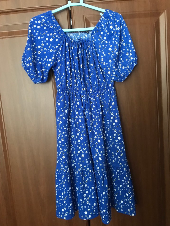 Mavi Çiçek Desenli Salaş Midi Elbise - Görsel 3