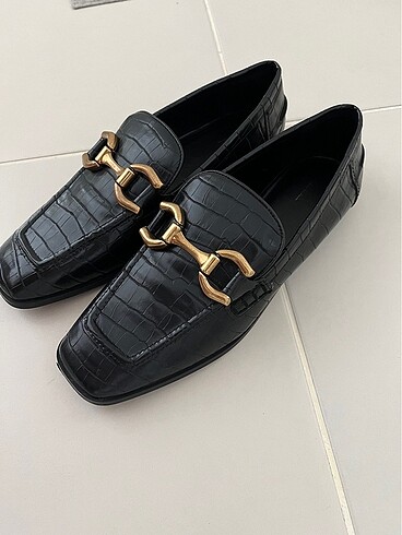 Zara Zara Siyah Tokalı Loafer