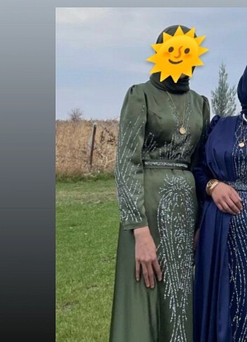 Kuyruklu taşlı abiye