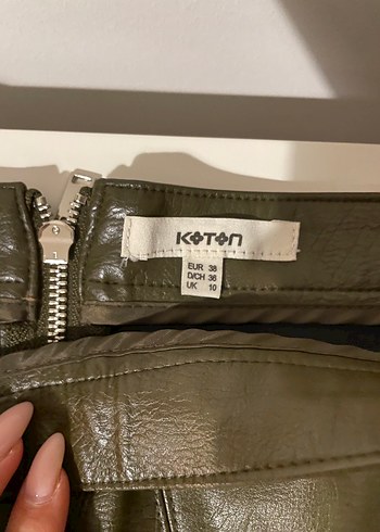 Koton Haki Deri Mini Etek, Kemerli