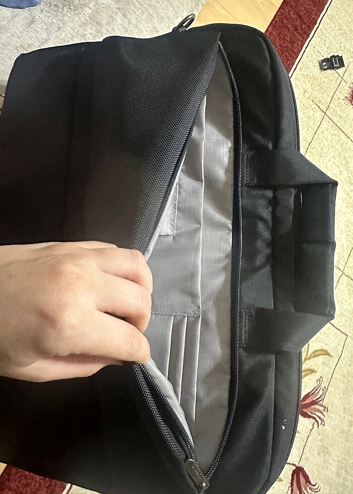 Tucano laptop çantası - Görsel 3