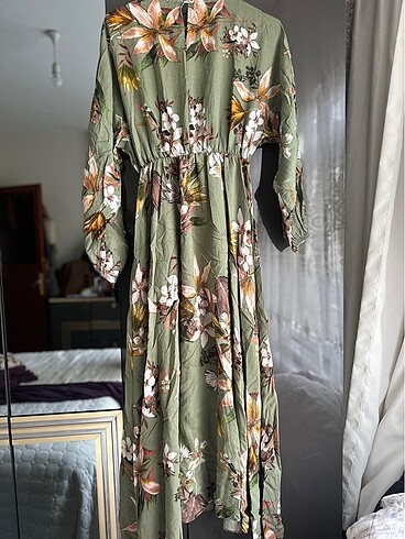 Çiçekli elbise - Görsel 2