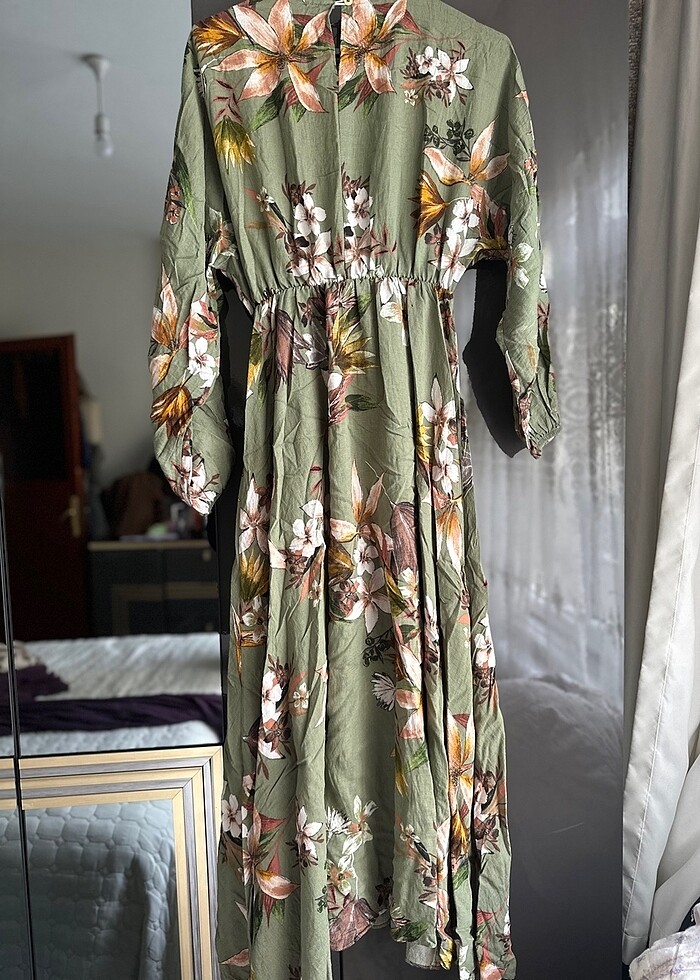 Çiçekli elbise - Görsel 2