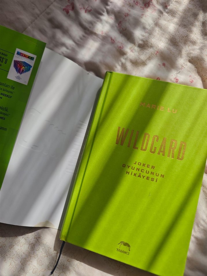 Marie Lu'nun Wildcard ve Warcross Kitapları - Görsel 5
