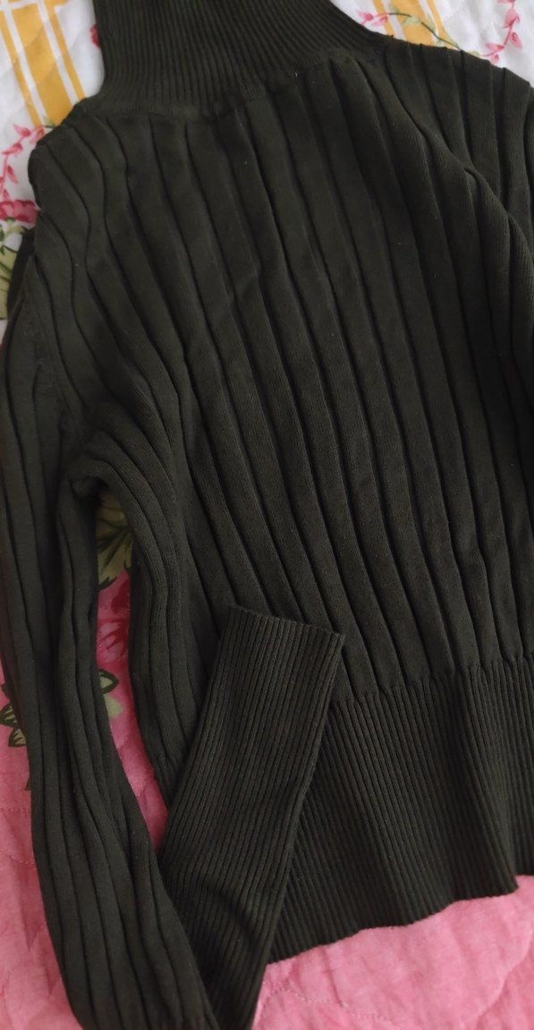 Piliseli Haki Yeşil Balıkçı Yaka Kadın Kazak - Görsel 2