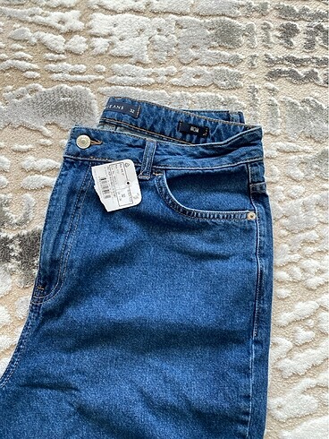 LC Waikiki Mom jean