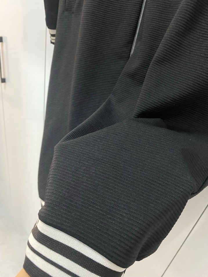 Siyah Kapüşonlu Fermuarlı Uzun Kadın Kap - Görsel 4