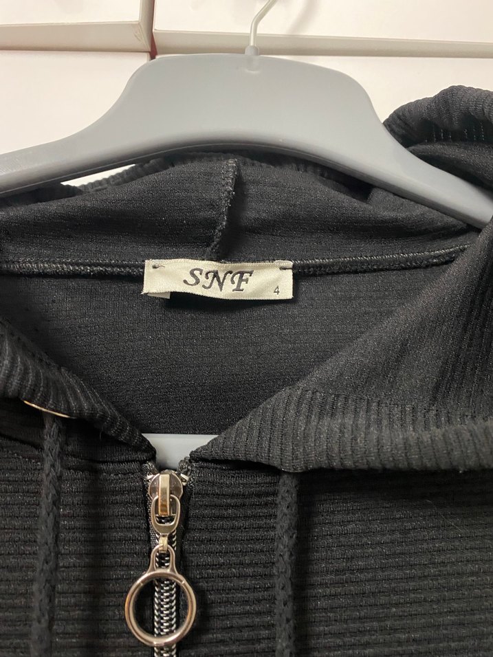 Siyah Kapüşonlu Fermuarlı Uzun Kadın Kap - Görsel 3