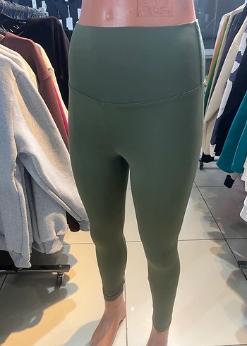 Yeşil Kadın Midi Boy Spor Tayt - Görsel 4