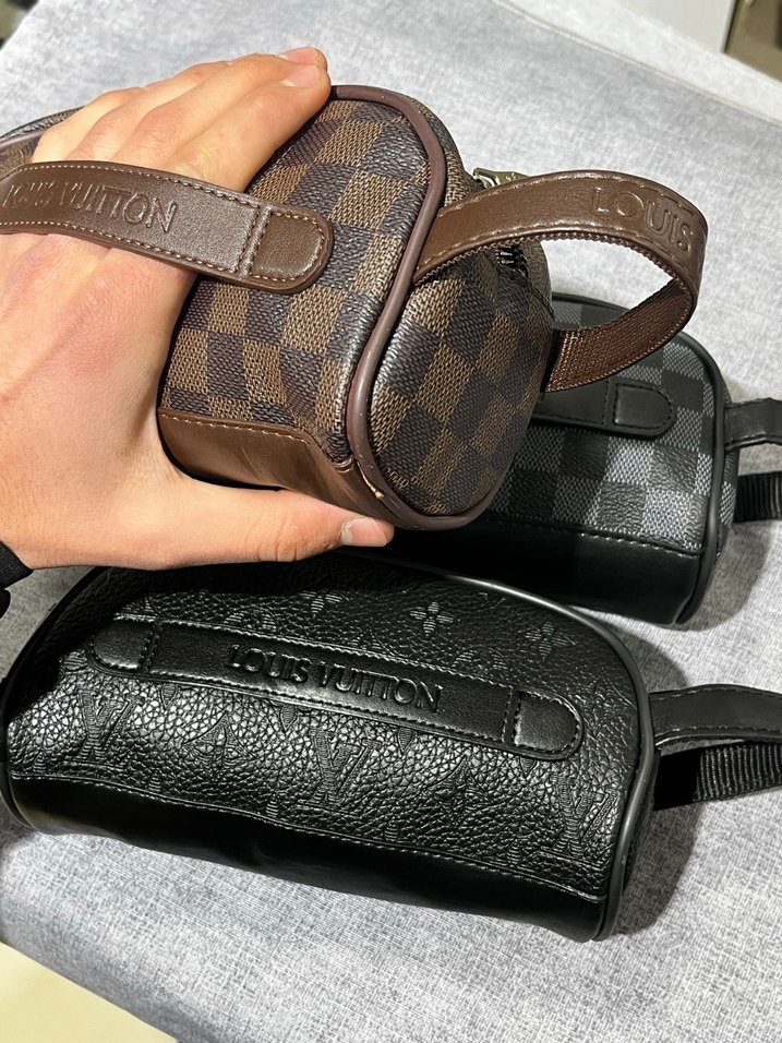 Louis Vuitton Erkek El Çantası - Görsel 4