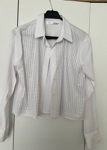 H&M Düğmeli Beyaz taşlı Kadın Gömlek