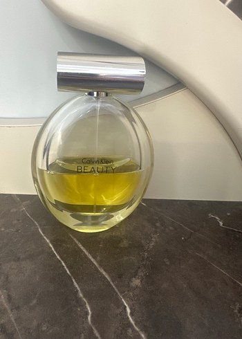 Calvin Klein Beauty Kadın Parfümü - Görsel 2