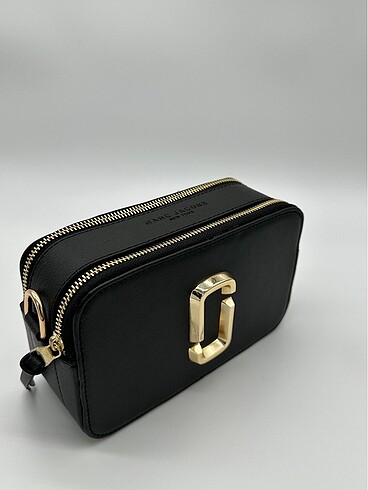 Beden Marc Jacobs