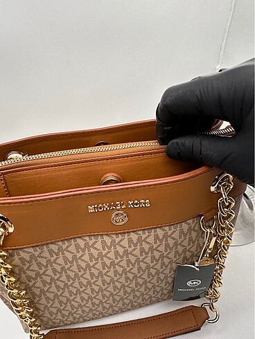 Beden Michael Kors