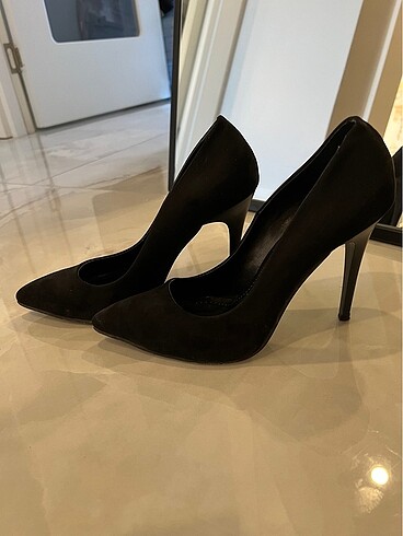 40 Beden Siyah stiletto