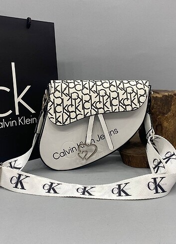 Calvin Klein Jeans 